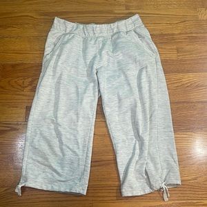Capri sweatpants and good condition a little wear on the inside make me an offer